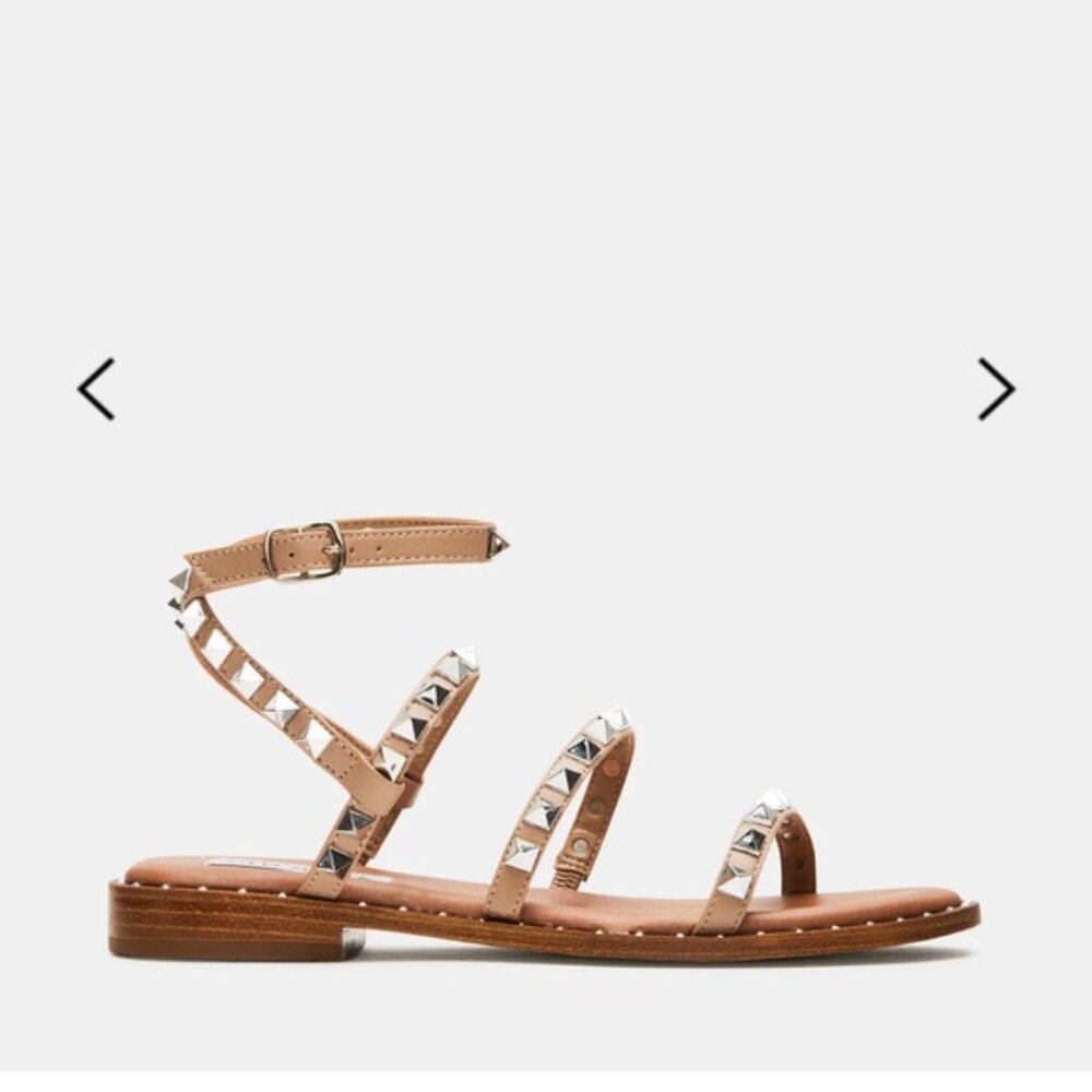 EUC Steve Madden Travel Beige & Silver Studded Ankle Wrap Flats / Sandals Sz 9 - Picture 3 of 5